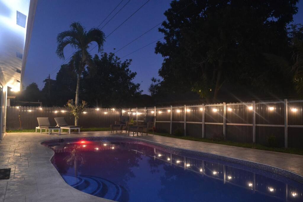 Spacious 4 Bedrooms, 2 Bathroom House With Pool Miramar Eksteriør billede